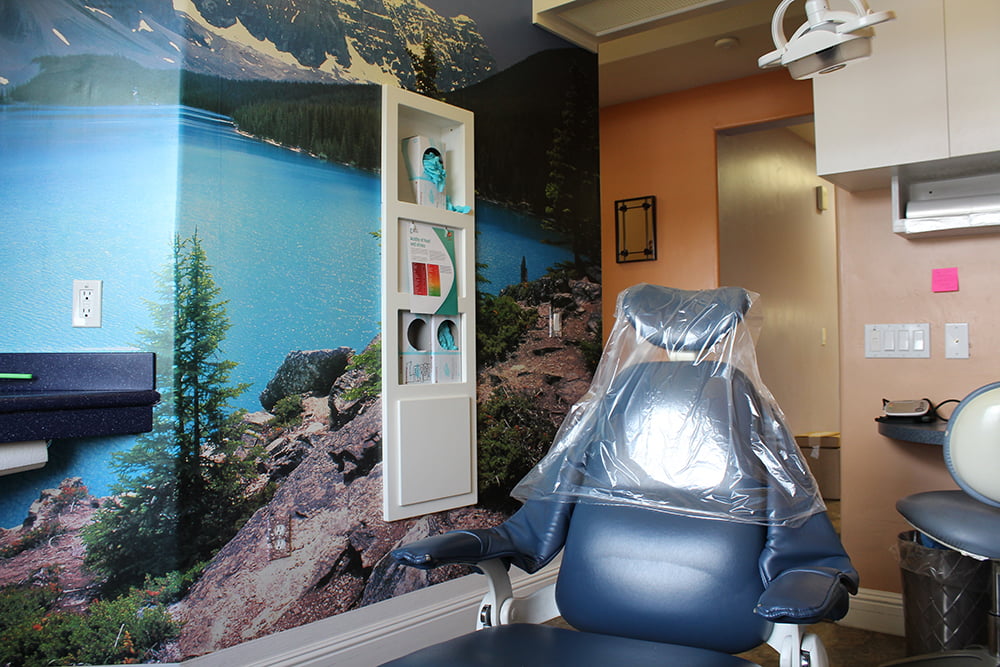 Forest Ridge Dental patient room